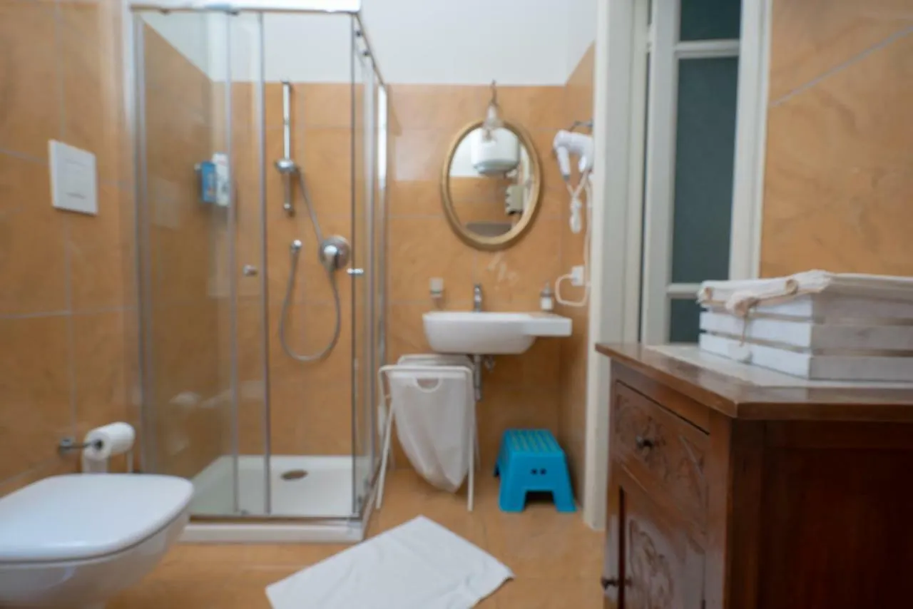 Lettera Living Apartment Catania 0*,
